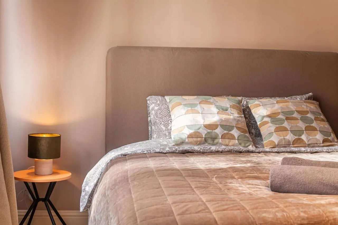 אנטוורפן Luxury Suites Boutique By Rikas Hotels 0*,  בלגיה
